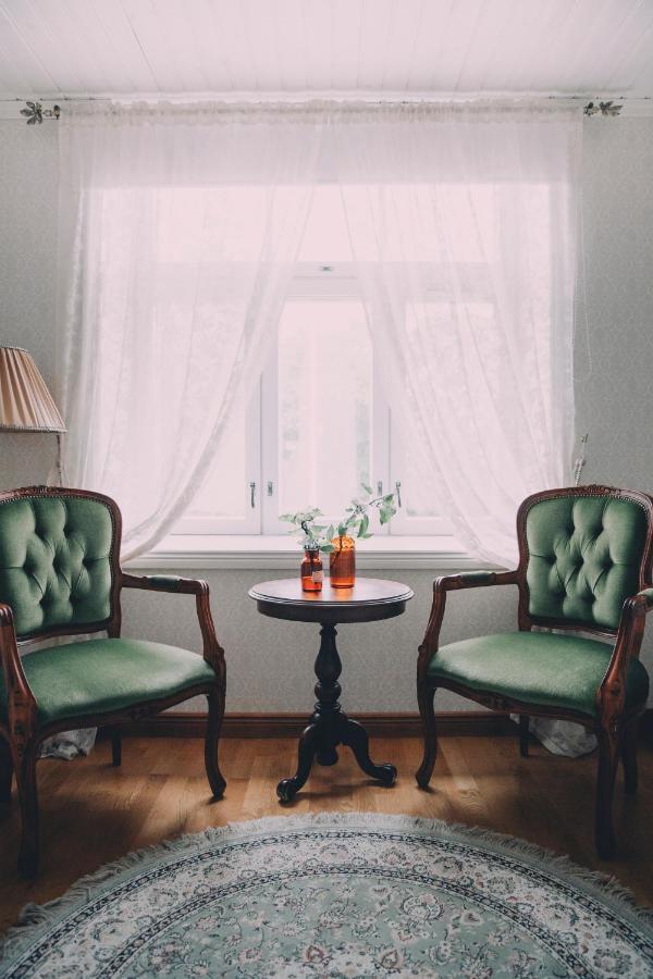 Vaeaeksyn Apteekinmajoitus エクステリア 写真